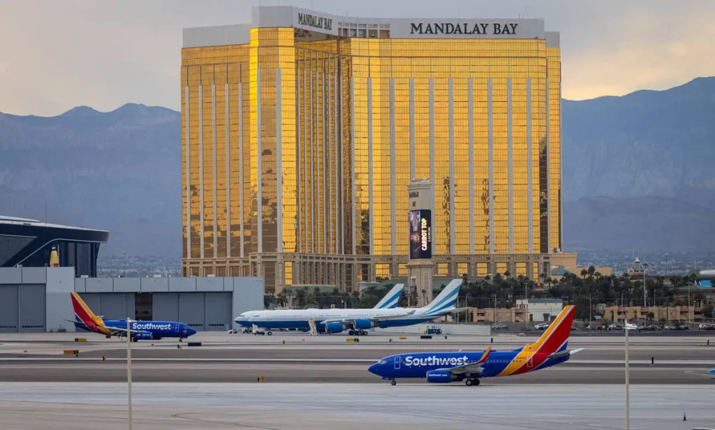 Las Vegas Passenger Traffic Declines